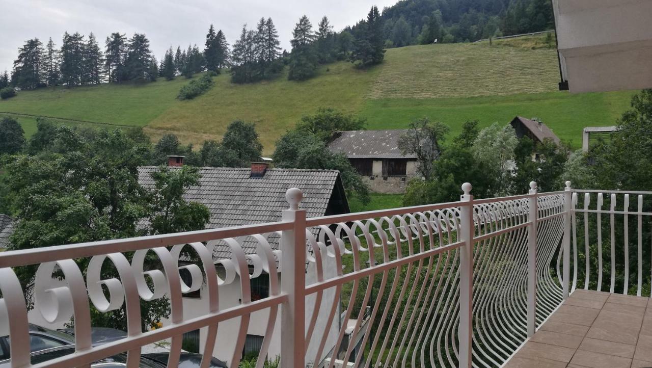 Zgornja SoricaHouse Of Relaxationアパートメント エクステリア 写真
